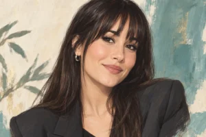 Ilustración editorial de Aitana sonriendo